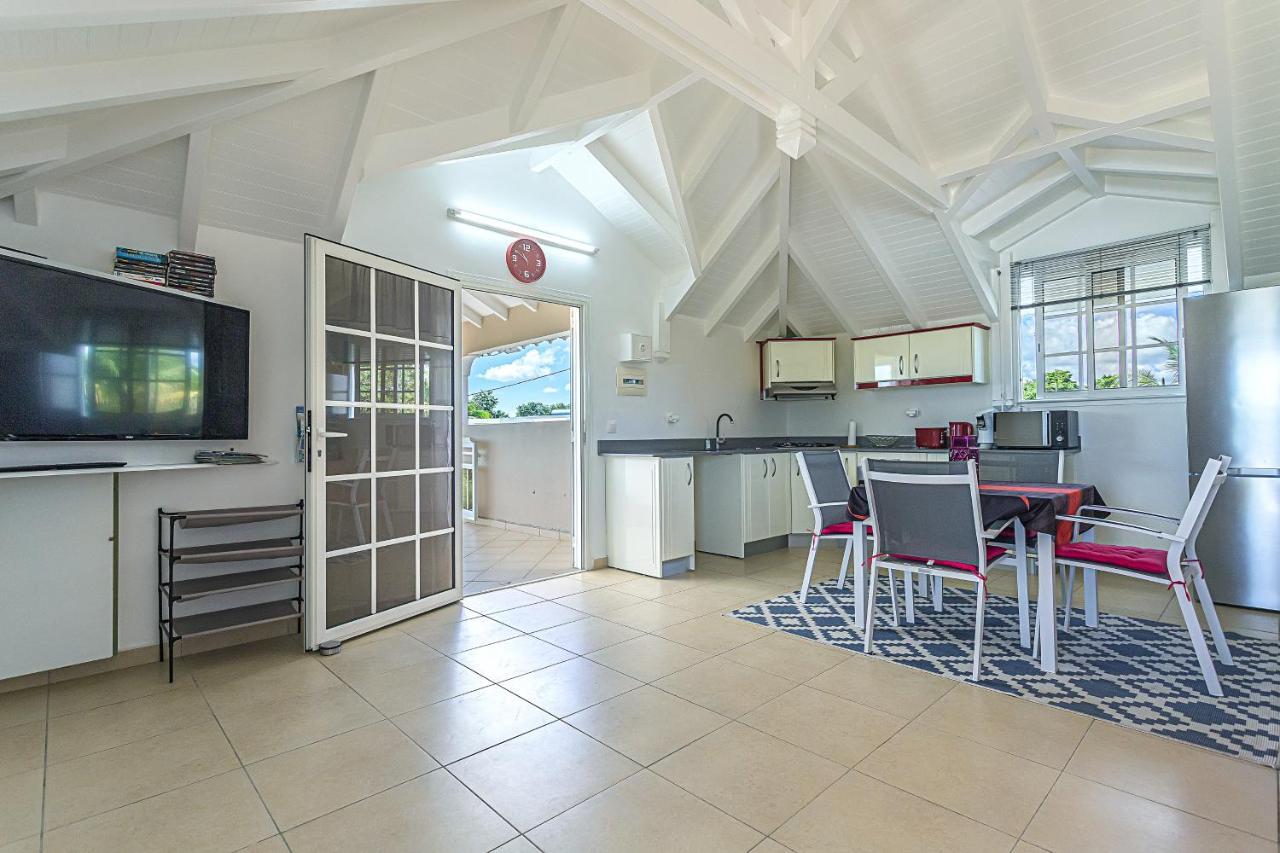 Chez Gerty Et Jocelyn Apartment Le Moule Ngoại thất bức ảnh